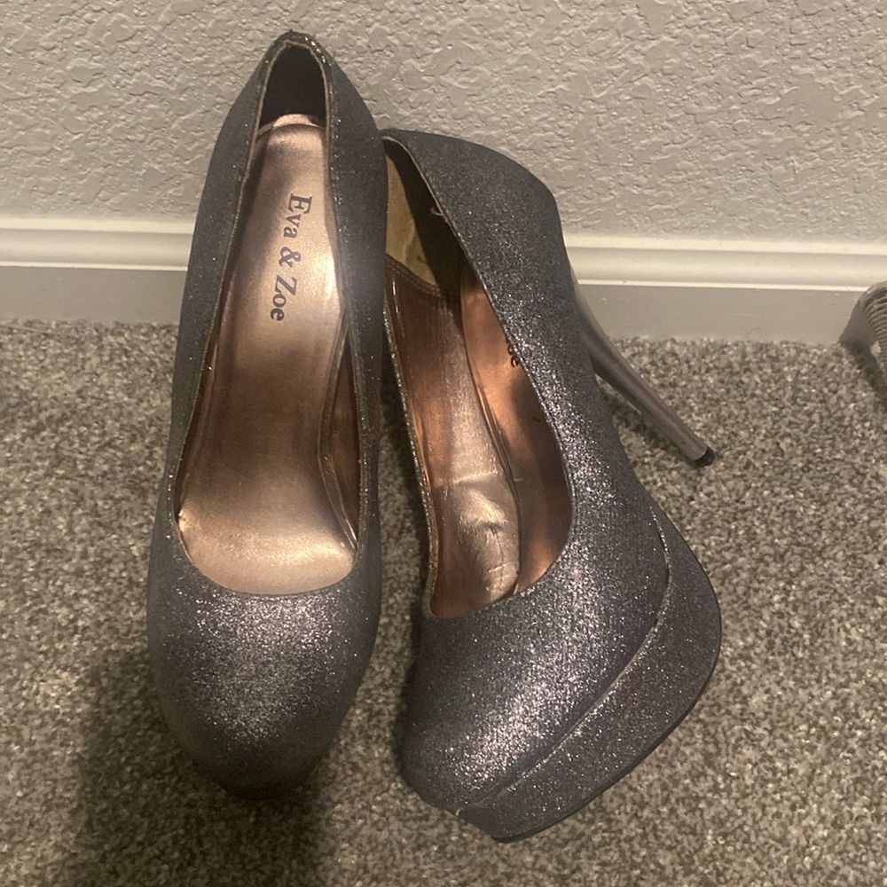 Eva and Zoe sparkling pumps